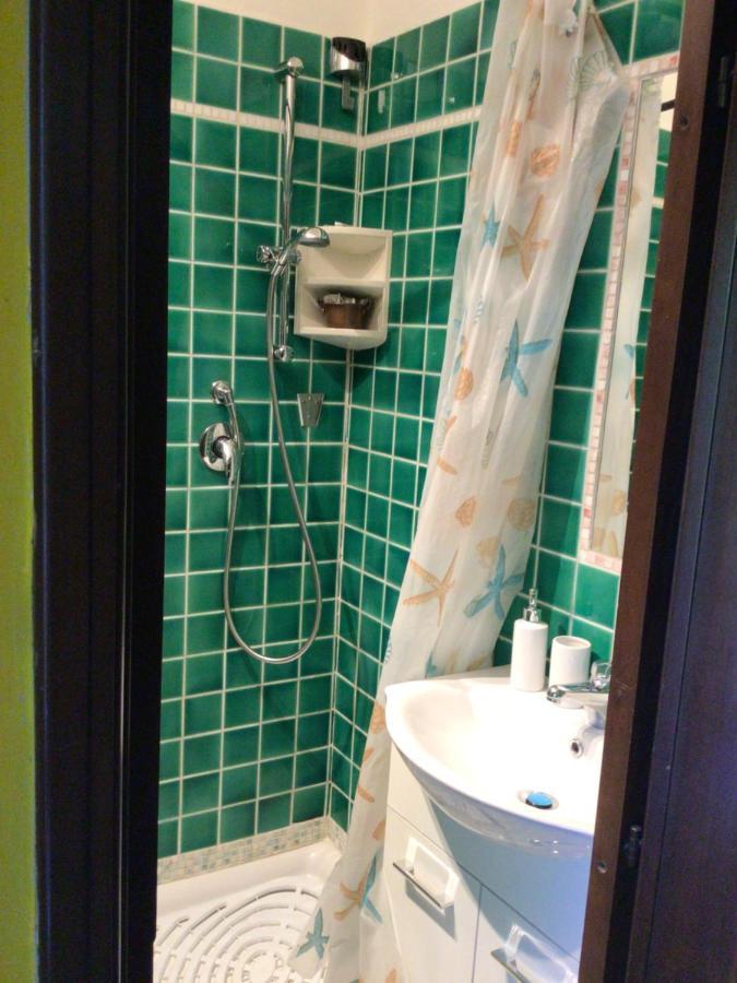 Nel Verde House Di Rolando Turin Extérieur photo